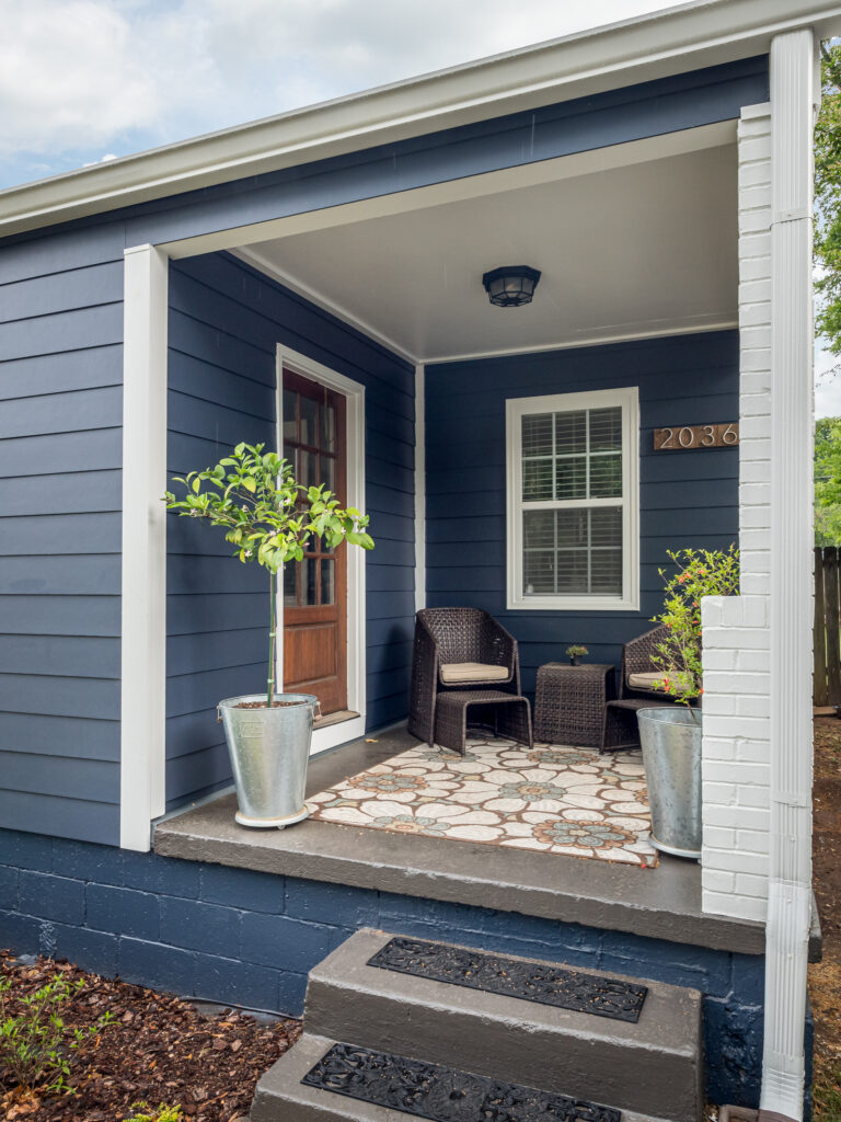 Vinyl or Fiber Cement Siding? An Honest Comparison From Somebody Who Chose Not to Sell You One of Them